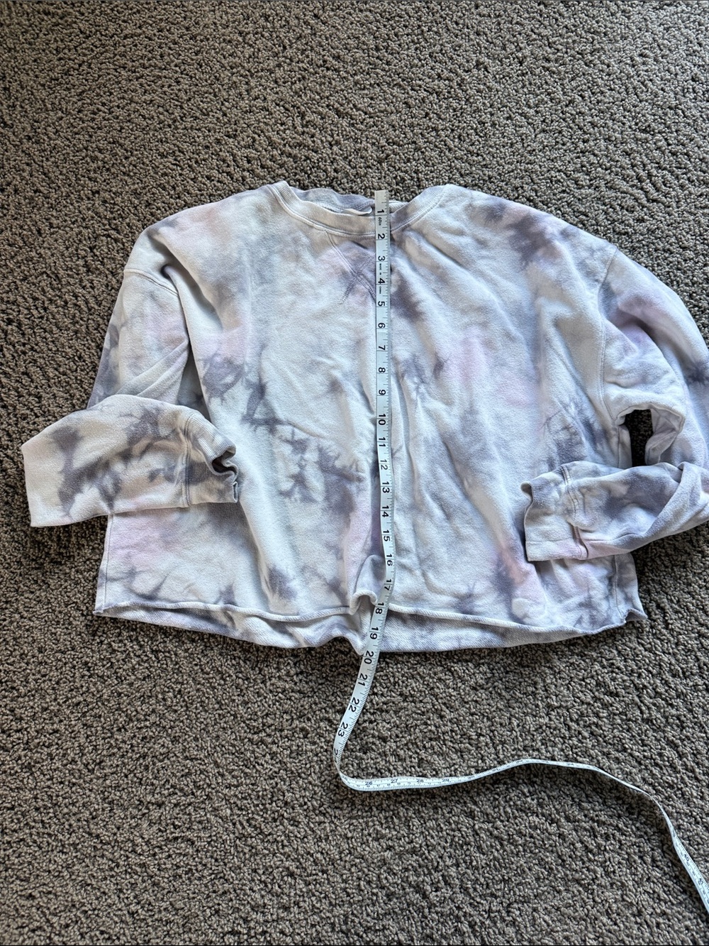 Colsie- Tie-Dye Crewneck Sweatshirt in Soft Pastel Colors